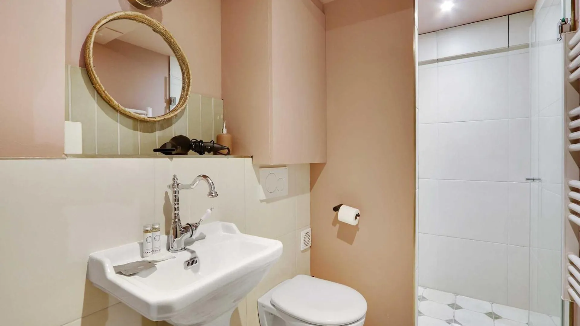 Residence Passage Du Caire Paris Apartment